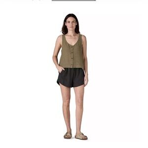 2 PAIRS! Patagonia Women's garden island Shorts in Black and Olive sz MED NEW!!!